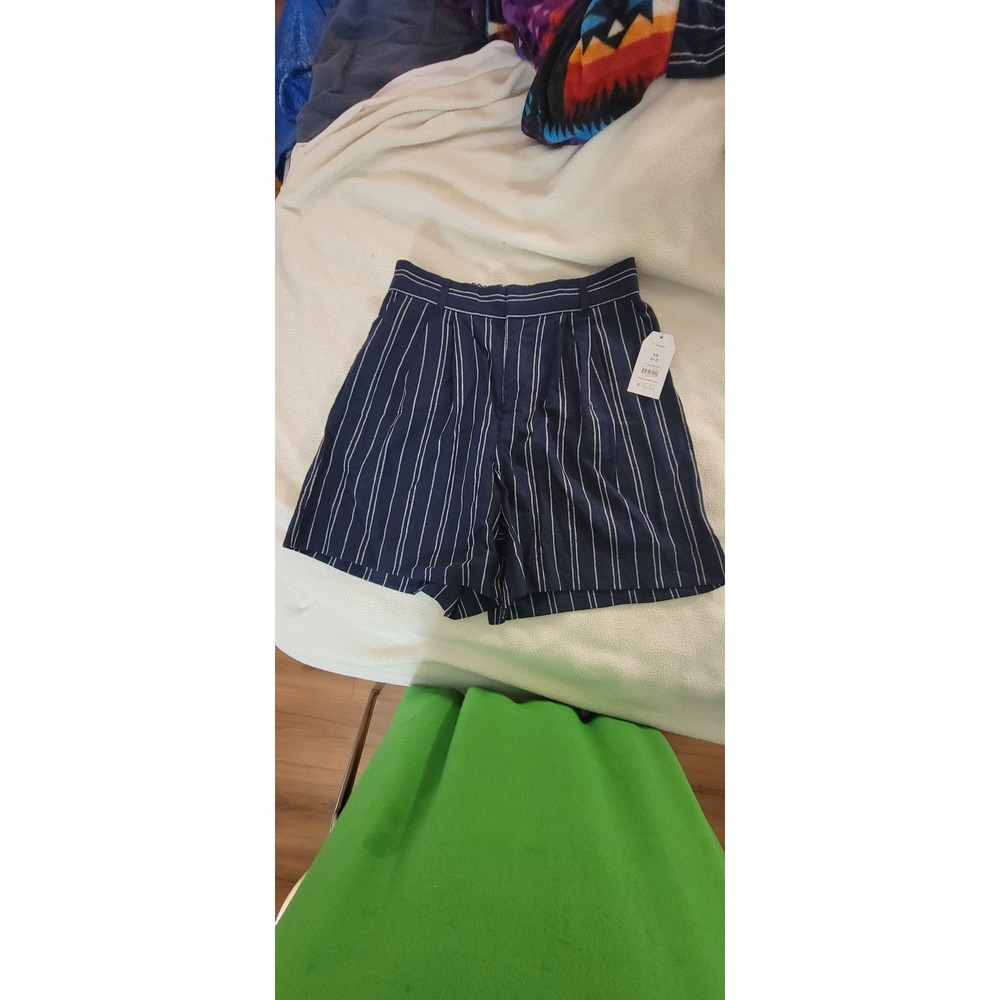 Time & Tru Women's Pleated Linen Shorts w/ pockets Dark Navy Stripe Size XS(0-2)